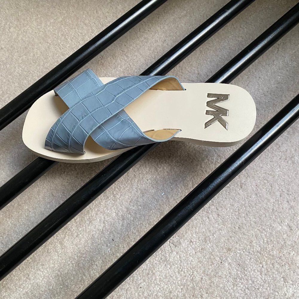 MICHAEL KORS Women Glenda Leather Slide Sandals - NEW NWOB - Picture 7 of 8